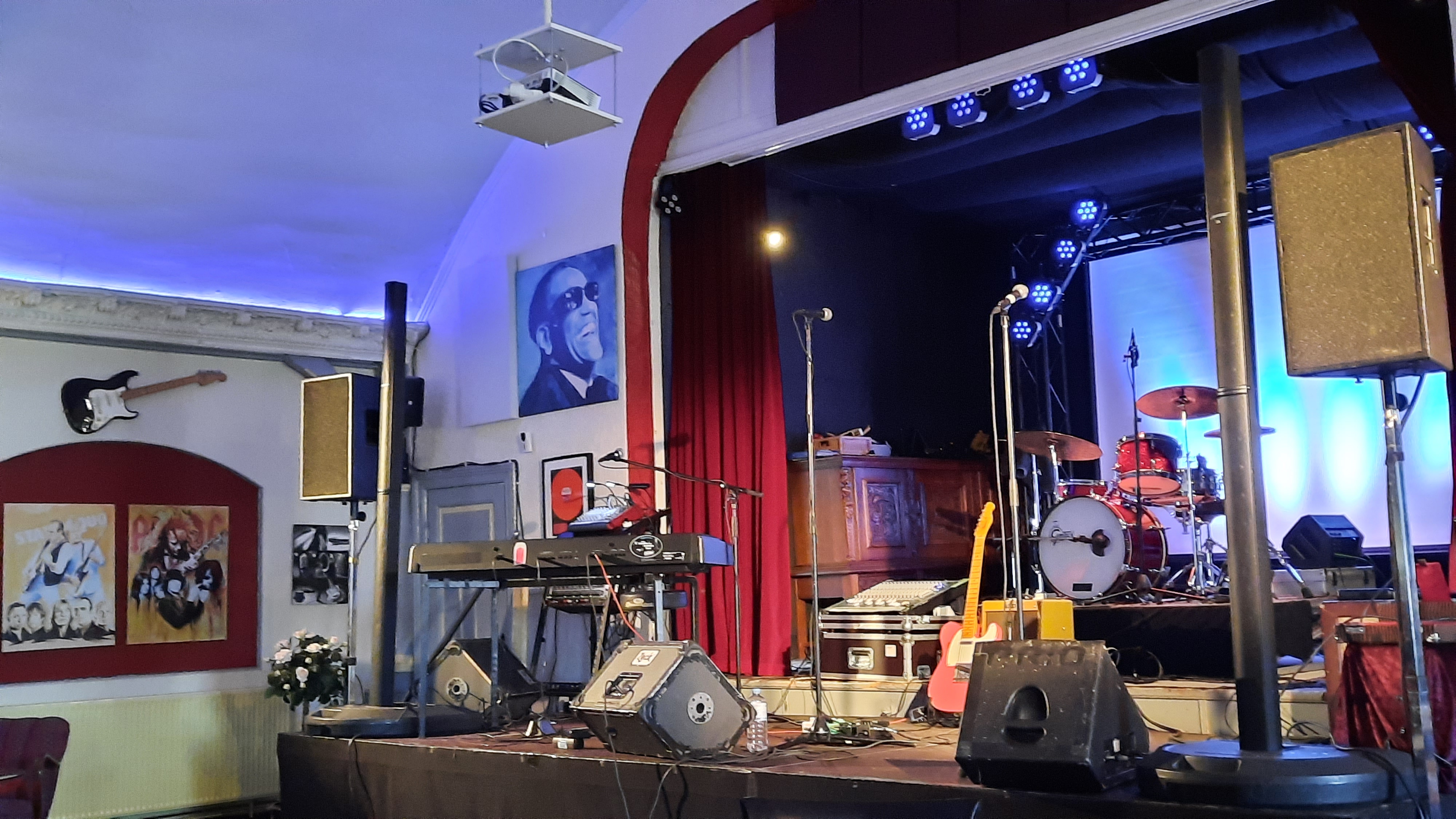 GeorgSchroeterMarcBreitfelderBand2023-04-10KulturwerkstattAukrugGermany (2).jpg